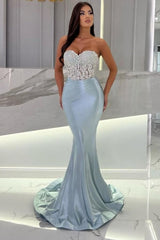 Mermaid Sky Blue Stain Sleeveless Sweetheart Long Prom Dress with Beadings