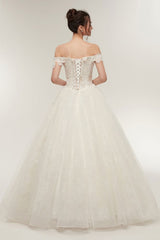 A line Off shoulder Sweetheart Floor Length Lace Appliques Wedding Dresses with Lace up