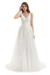 A-line V-neck Floor-length Sleeveless Backless Appliques Lace Wedding Dress