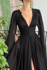 A-line V-neck Tulle Floor-length Long Sleeve Split Front Appliques Lace Vintage Prom Dress