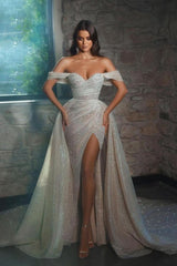 Elegant Sleeveless Glitter Wedding Gowns With Split off-the-shoulder