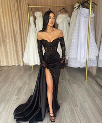 Charming Long Black Off-the-Shoulder Lace Mermaid Long Sleeves Prom Dresses Long Slit Online