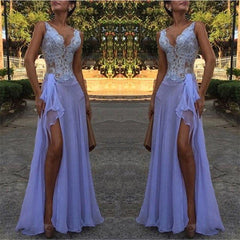 Chic See Through V-Neck Evening Dresses A-Line Sleeveless Lace Ball Dress