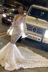 Chic See-through V-neck Long Sleevess Mermaid Prom Party Gowns with Luxurious Train