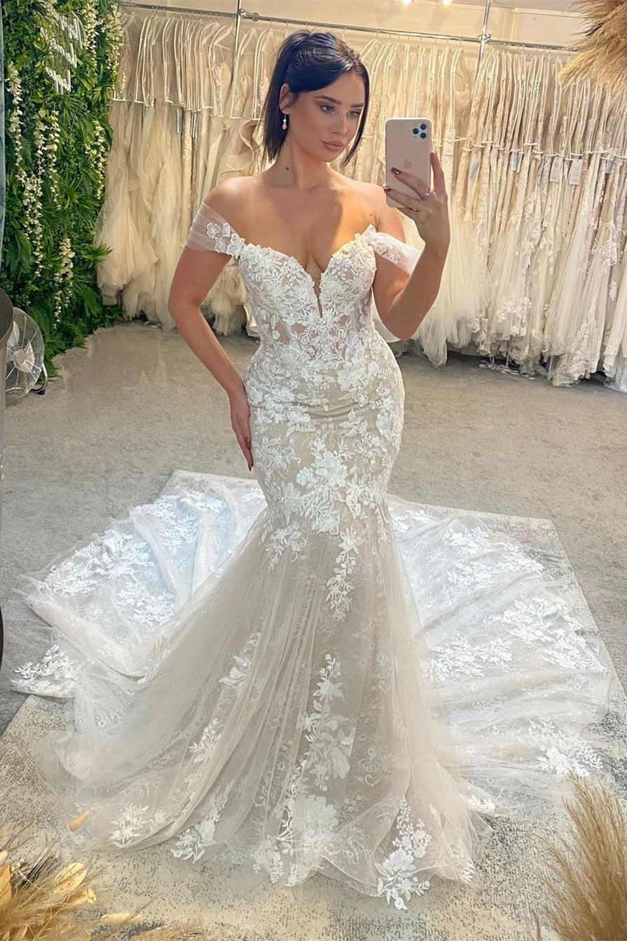 Chic Sweetheart Sleeveless Off-the-Shoulder Lace Wedding Dress