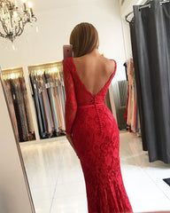 Chic V-neck Open Back Scarlet Lace Evening Dresses Elegant Long Sleeves Fit and Flare Wholesale Prom Dresses