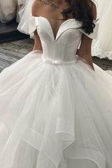 Classic Off the Shoulder Ball Gown Puffy Layers Wedding Dress