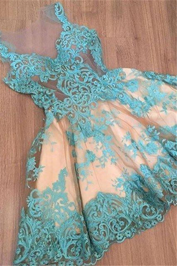 Elegant Homecoming Dresses Lace V-Neck Chic Sleeveless Hoco Dresses