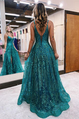 Elegant Long A-line Spaghetti Straps Lace Sleeveless Evening Prom Dresses With Slit