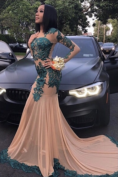 Elegant Long Sleeves Full Length Mermaid Prom Gown for Women with Train