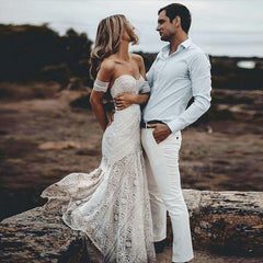 Elegnat Ivory Strapless Mermaid Lace Beach Wedding Dress Online with Lace Bracelet