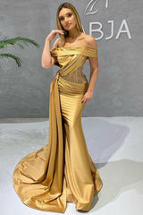 Gorgeous Gold Off-the-Shoulder Mermaid Prom Dress Appliques With Ruffles