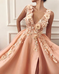 Gorgeous Straps V-Neck Flower Appliques A-Line Prom Party Gowns