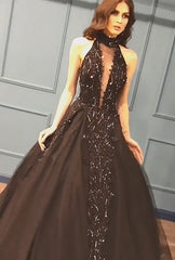 High Neck Black Tulle Chic Prom Dresses New Arrival Sleeveless Beads Sequins Evening Gowns