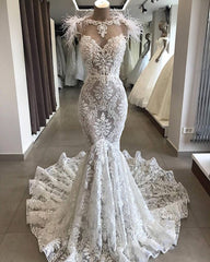 Luxurious White Hollow Sweetheart Open Back Lace Long Wedding Dress with Fur Neckline
