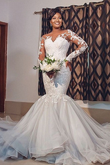Mermaid Round Collar Long Sleeves Long Train Tulle Applique Wedding Dress