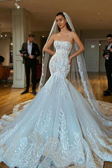 Mermaid Strapless Chapel Train Tulle Lace Applique Backless Wedding Dress