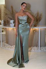 Modern Modest Sleeveless Column Prom Dress Beadings