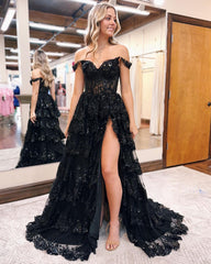 New Arrival Sweetheart Sleeveless A Line Lace Prom Dresses with Sweep Train