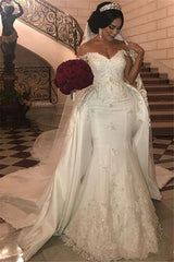 Off the Shoulder Sweetheart Tulle lace Appliques Long Wedding Dress with Detachable Train
