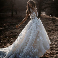 Romantic Ivory Lace Floor length A line Puffy Princess Wedding Dress