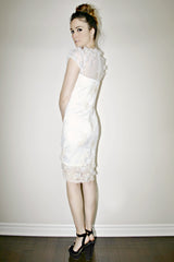 Sheath Round Collar Knee Length Shorts Sleeve Tulle Lace Wedding Dress