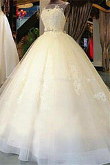 Sleeveless Ribbon Scoop Applique Tulle Ball Gown Cathedral Train Wedding Dresses