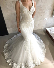 Straps Fit and Flare Beads Appliques Wedding Dresses Sleeveless Tulle Lace Bridal Gowns