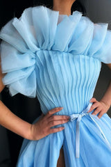 Stunning Blue A-line Side-cut Tulle Floor-length Prom Dress