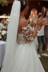 Stylish Lace Appliques Aline Tulle Casual Wedding Dress Long Sleeves Garden Wedding Gown