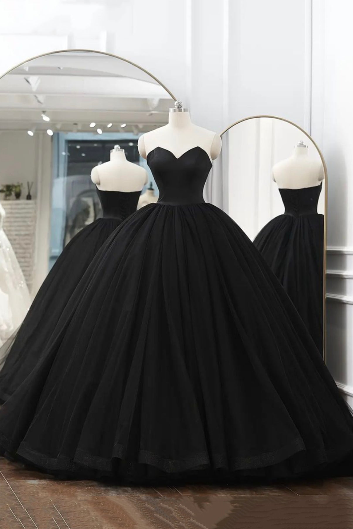 Black Tulle Long A-Line Corset Prom Dresses, Black Strapless Long Evening Dresses outfit, Bridesmaids Dresses Winter Wedding