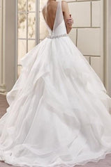 2024 New Arrival Sweetheart Organza Ruffles Backless Pleated Corset Ball Dresses outfit, Wedding Dress Long Sleeve