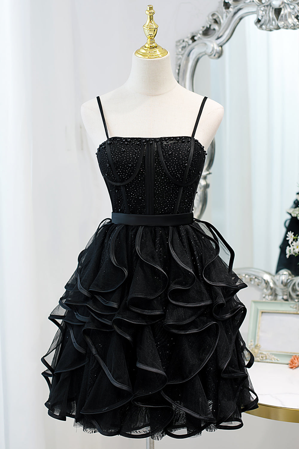 Black Sequins Spaghetti Straps Tulle Short Corset Homecoming Dresses outfit, Elegant Wedding Dress