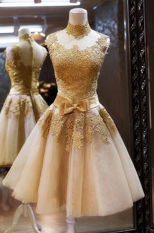A-Line High Neck Knee-Length Champagne Short Corset Homecoming Dress 2024 with Appliques Gowns, Bridesmaids Dresses Lavender