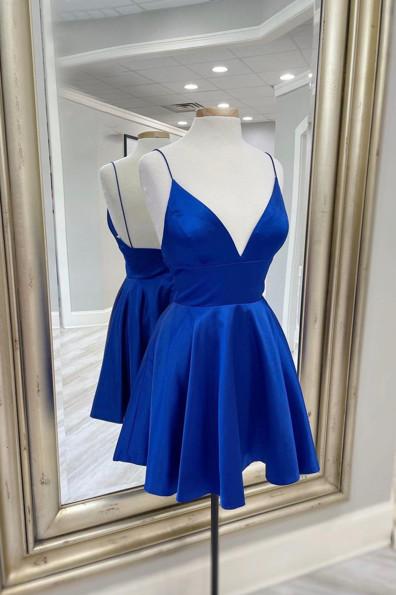 Blue V-Neck Satin Short Corset Prom Dresses, A-Line Party Dresses outfit, Glam Dress