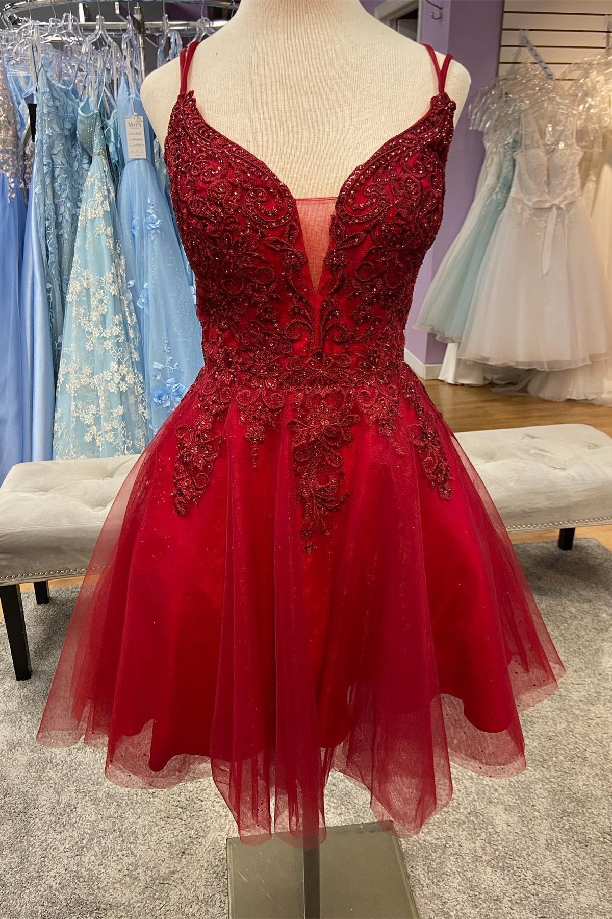 Red Plunging V Neck Lace-Up Appliques Tulle Corset Homecoming Dress outfit, Bachelorette Party Outfit