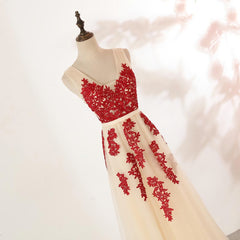 Ivory Tulle With Red Lace Applique V Neckline Corset Prom Dress outfits, Sparklie Dress
