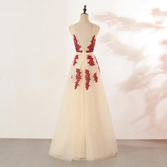 Ivory Tulle With Red Lace Applique V Neckline Corset Prom Dress outfits, Party Dress Halter Neck