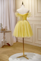 Cute Yellow Spaghetti Straps Off The Shoulder Tulle Short Corset Homecoming Dresses outfit, Bridesmaides Dress Ideas
