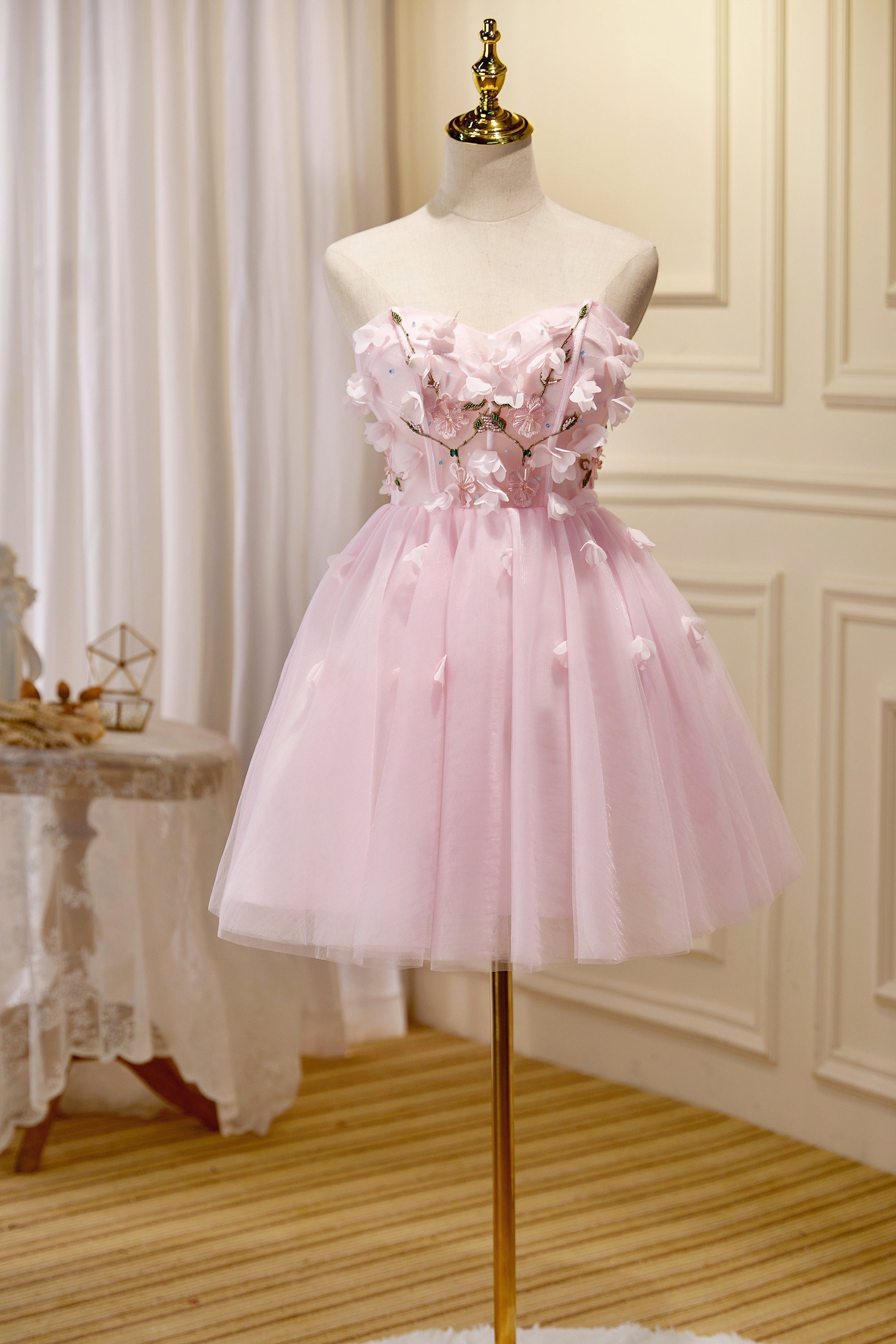 Cute Pink Strapless Sweetheart Appliques Tulle Short Corset Homecoming Dresses outfit, Bridesmaid Dresses Color Palette