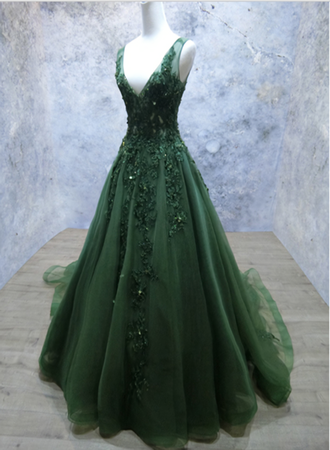 Dark Green V Neckline Lace Applique Low Back Corset Formal Dress, Green Tulle Corset Prom Dress outfits, Strapless Dress