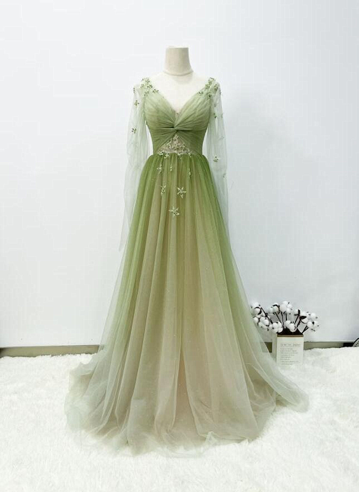 A-line Green Gradient Puffy Sleeves Tulle Long Party Dress, Green Long Corset Prom Dress outfits, Green Dress