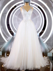 A-Line/Princess V-neck Court Train Tulle Corset Wedding Dresses with Appliques Lace outfit, Wedding Dress Online