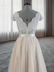 A-line V-neck Appliques Lace Floor-Length Lace Corset Wedding Dress outfit, Wedding Dress Vintage