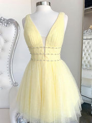 A Line V Neck Short Yellow Corset Prom Dresses, Short V Neck Yellow Corset Formal Corset Homecoming Dresses outfit, Homecoming Dress Inspo