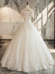 Ball-Gown Off-the-Shoulder 1/2 Sleeves Appliques Lace Floor-Length Tulle Corset Wedding Dress outfit, Wedding Dress With Straps