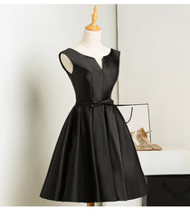 Black Short V-neckline Knee Length Party Dress, Black Corset Homecoming Dress Corset Prom Dress outfits, Bridesmaid Dress Blue