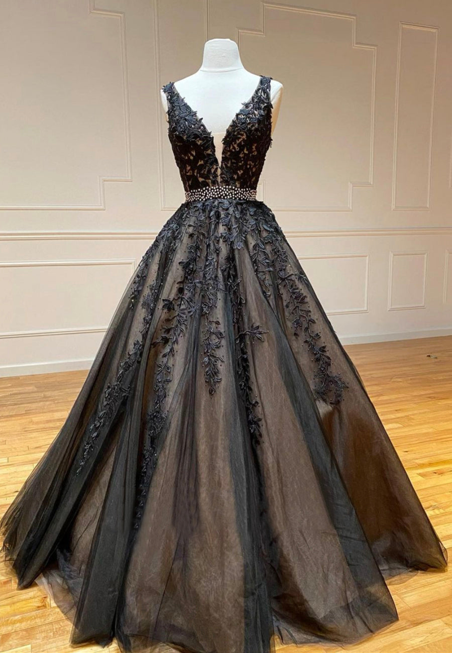 Black V-Neck Lace Long Corset Prom Dresses, A-Line Evening Dresses outfit, Bridesmaid Dress Uk