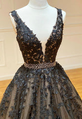 Black V-Neck Lace Long Corset Prom Dresses, A-Line Evening Dresses outfit, Bridesmaids Dresses Uk