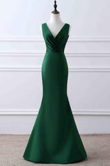 Corset Prom Dress, Green Matte Satin V Neck Mermaid Unique Design Evening Dress outfit, Homecoming Dress With Tulle